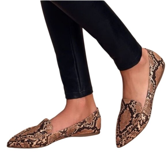 steve madden feather-s studded loafer flats tan snake print womens size 7.5M - Picture 2 of 8